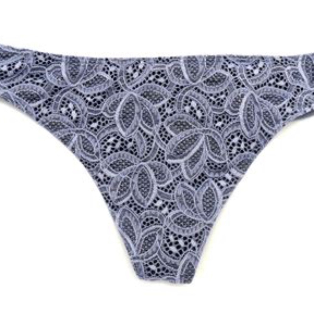 VICTORIA'S SECRET SEXY FLORAL GRAY LACE V-STRING PANTY